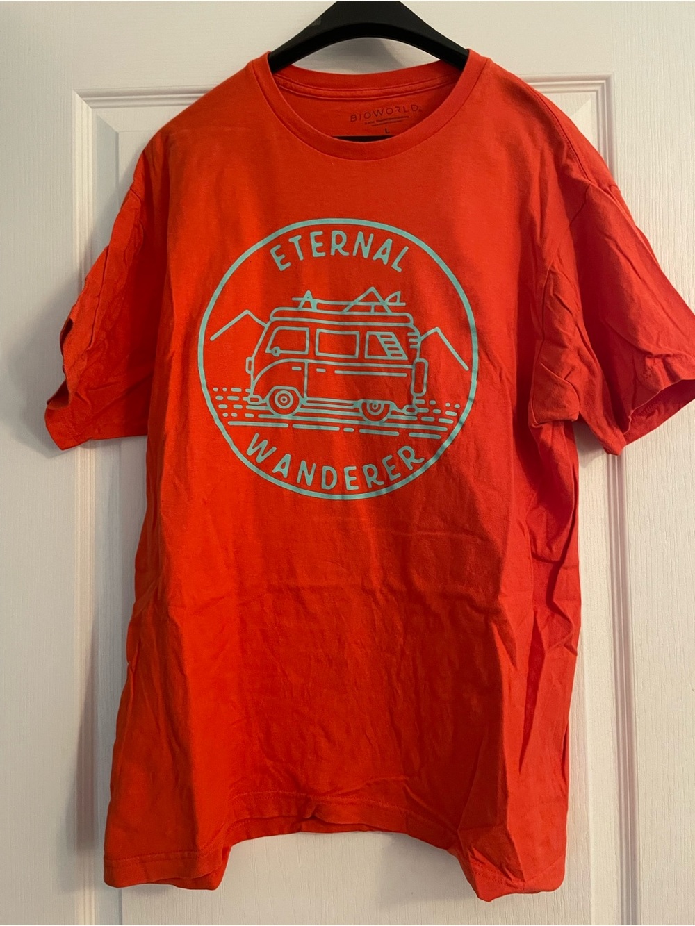 Bioworld eternal wanderer Tee-van life